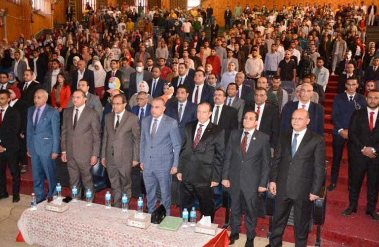 كلية الحقوق بجامعة سوهاج تقوم بعمل محاكمه صورية