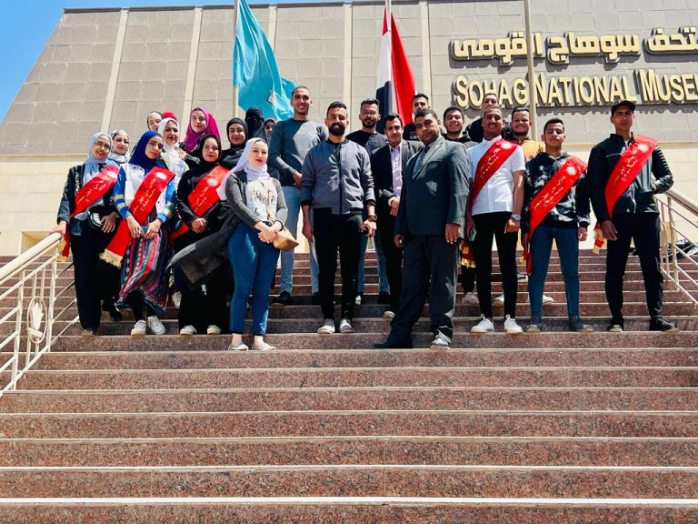 زياره طلاب كلية الحقوق لمجمع المحاكم