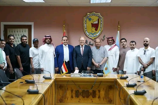 رئيس جامعة سوهاج يلتقي بعدد من الطلاب الوافدين من المملكة العربية السعودية و الأردنية وسلطنة عمان